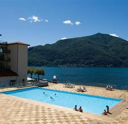 Sleeps 6 Pool Air Con T421385 * Maccagno