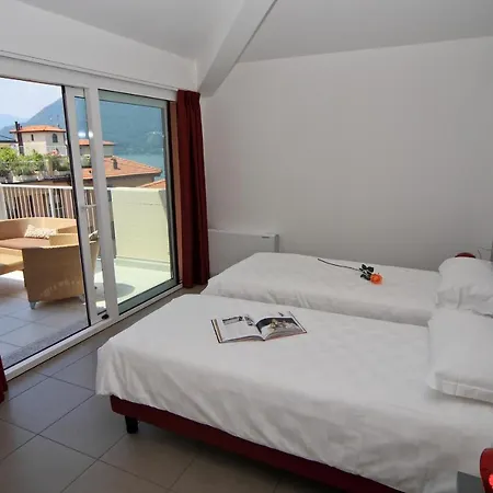 Sleeps 6 Pool Air Con T421385 *